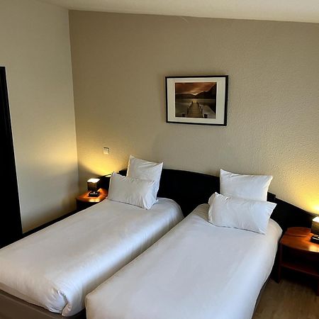Hotel - Domaine De La Blanchardiere - Le Mans Changé Kültér fotó