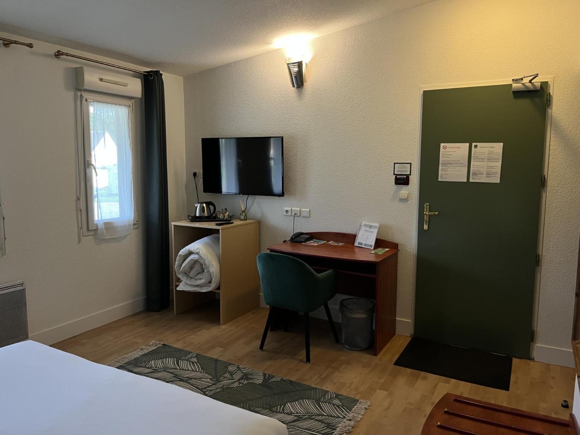 Hotel - Domaine De La Blanchardiere - Le Mans Changé Kültér fotó